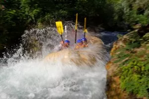 Forsränning på floden Cetina