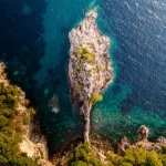 Luftaufnahme der Insel Kolocep