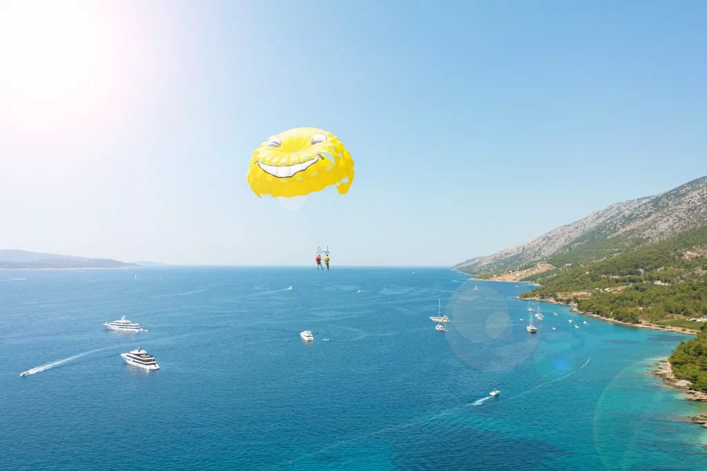 Parasailing brac
